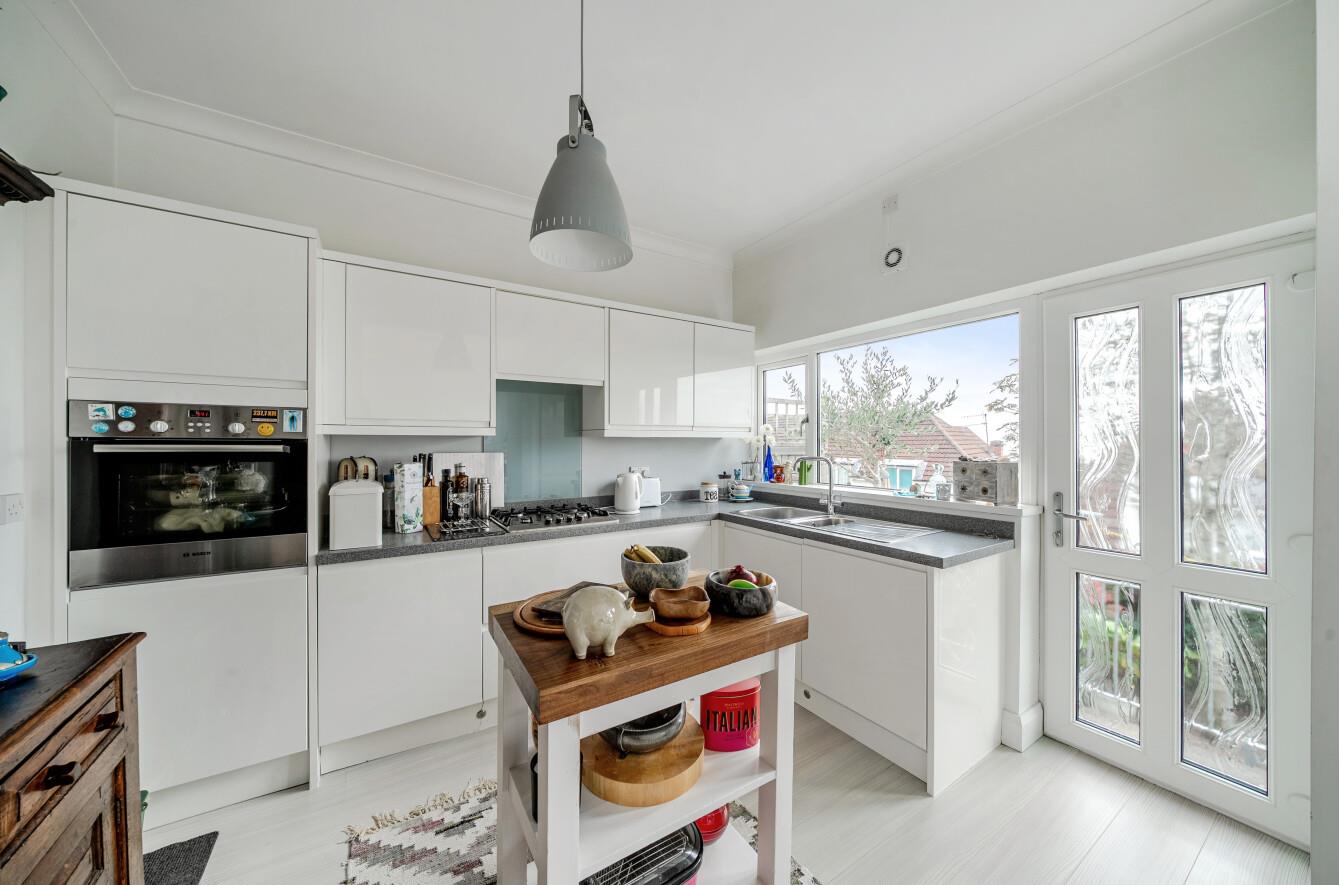 Hazel Road, Uplands, Swansea, SA2 0LU